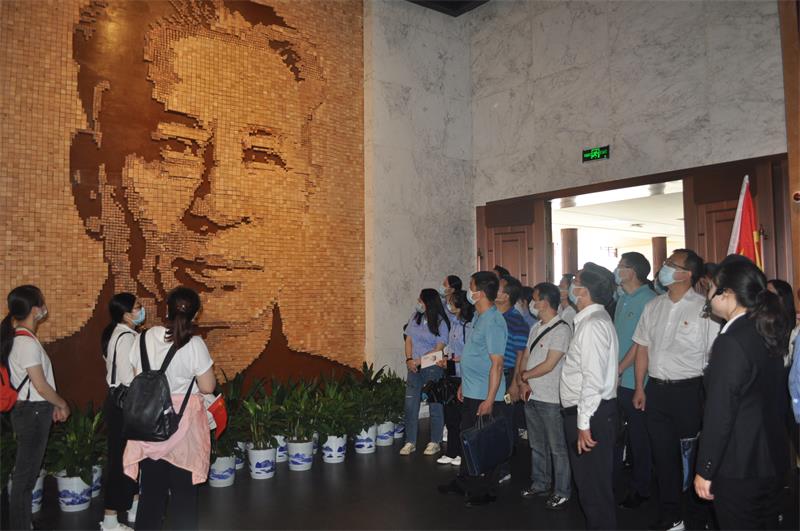 032b2cc936860b03048302d991c3498f694117db95b1d